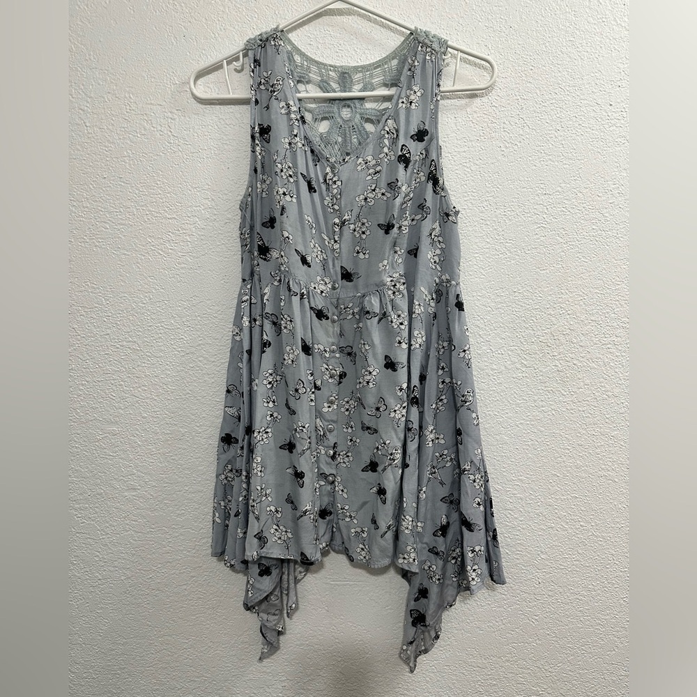 Devoted Luxury Apparel Womens Crochet Floral Tank With Kerchief Hem Birds Size M